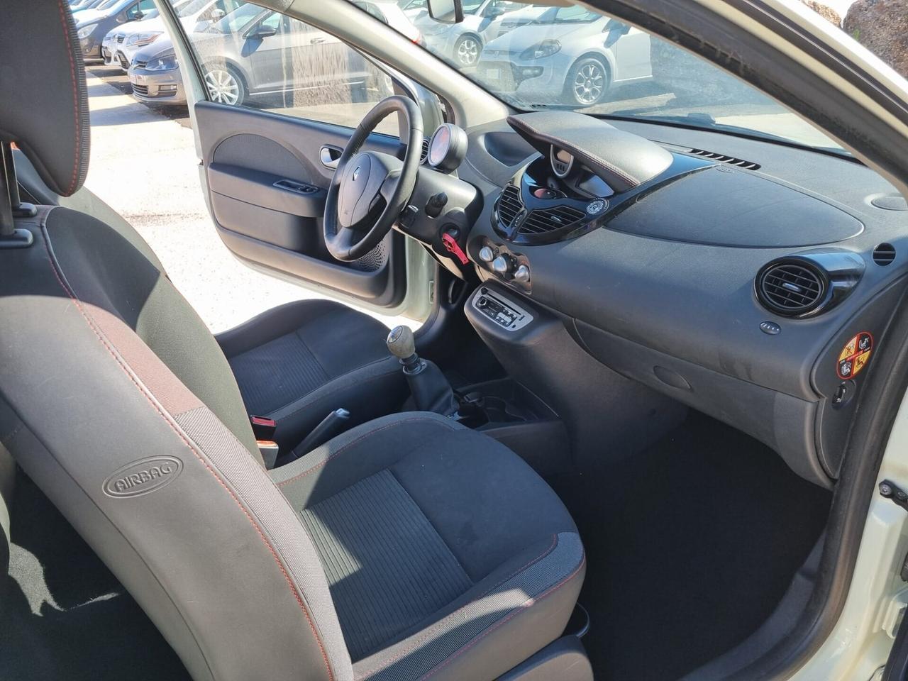Renault Twingo 1.2 16V Live