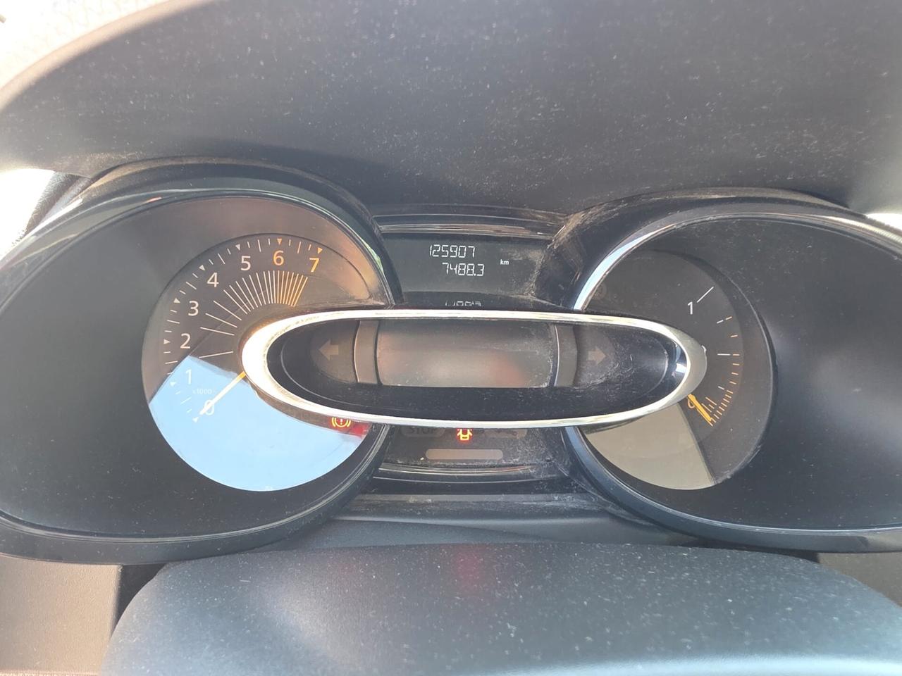 Renault Clio 1.2 75CV 5 porte Costume National