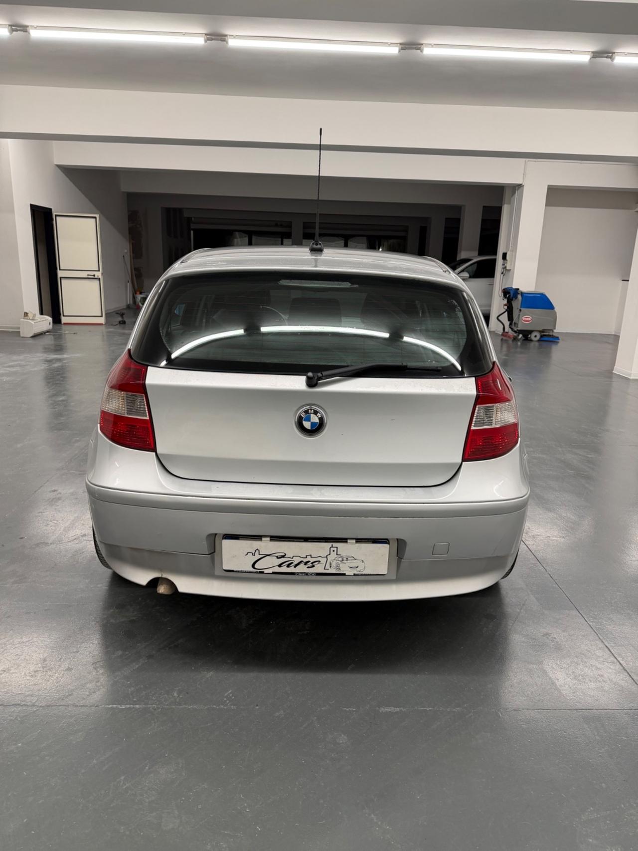 Bmw 118 118d cat 5 porte Eletta