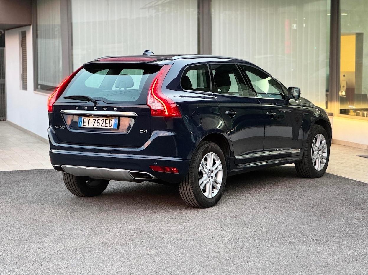 Volvo XC 60 2.0 Diesel 180CV E6 Automatica - 2015