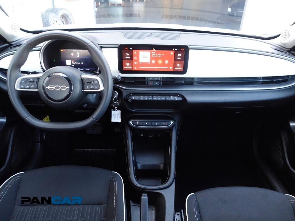 Fiat 600 ICON Hybrid 145 CV DCT MHEV