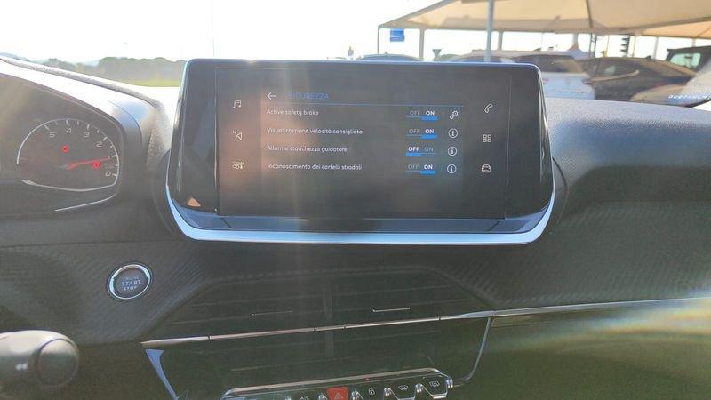 Peugeot 2008 BlueHDi 130 S&S EAT8 Allure Pack