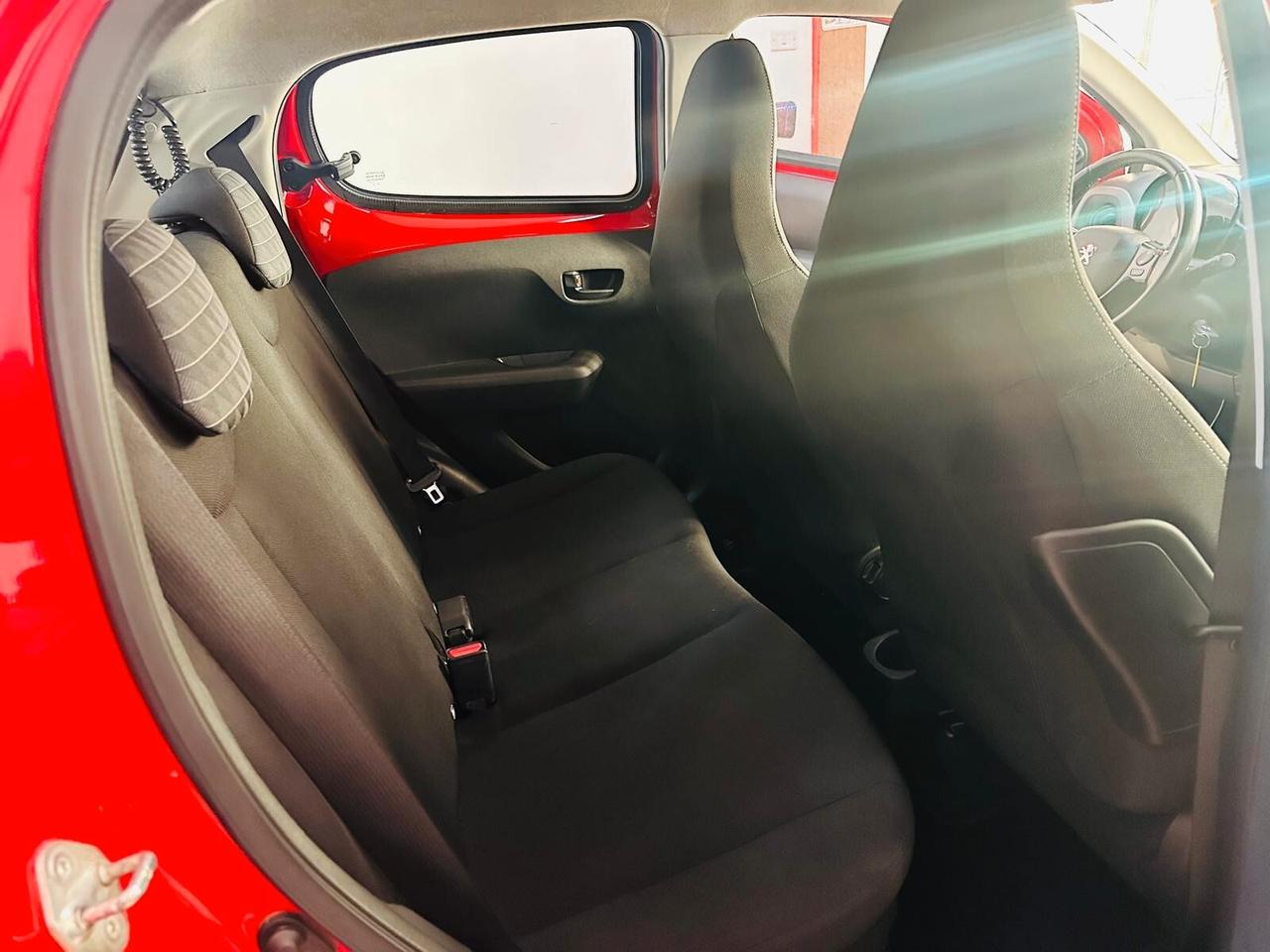 Peugeot 108 VTi 72 S&S 5 porte Allure
