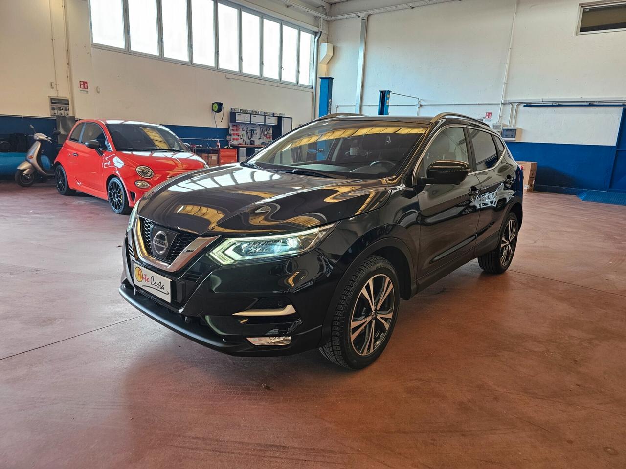 Nissan Qashqai 1.5 dCi Tekna TETTO PANORAMICO NEOPATENTATI