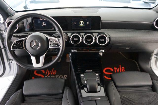 MERCEDES-BENZ A 180 d Automatic Business Extra Uniprop. Certificata