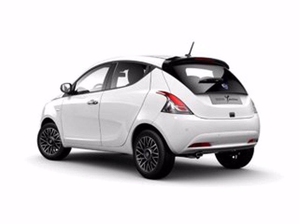 LANCIA Ypsilon 1.0 firefly hybrid platino s&s 70cv del 2024