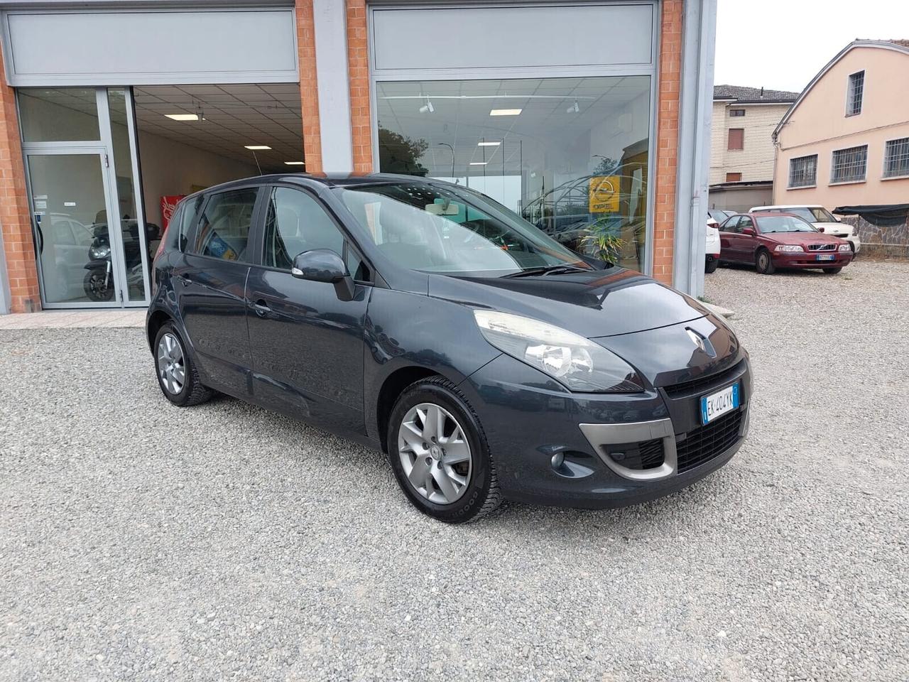 Renault Scenic Scénic X-Mod 1.5 dCi 110CV Luxe