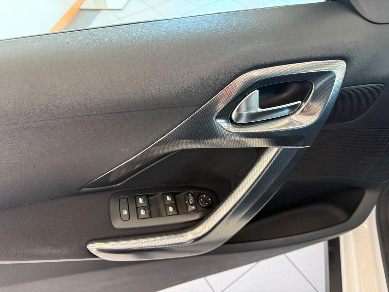 PEUGEOT 2008 1.6D ALLURE 2018