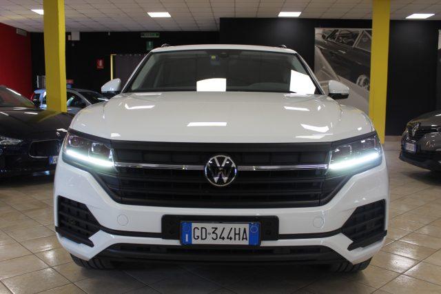 VOLKSWAGEN Touareg 3.0 V6 TDI "Km E SERVICE CERTIFICATI VOLKSWAGEN"