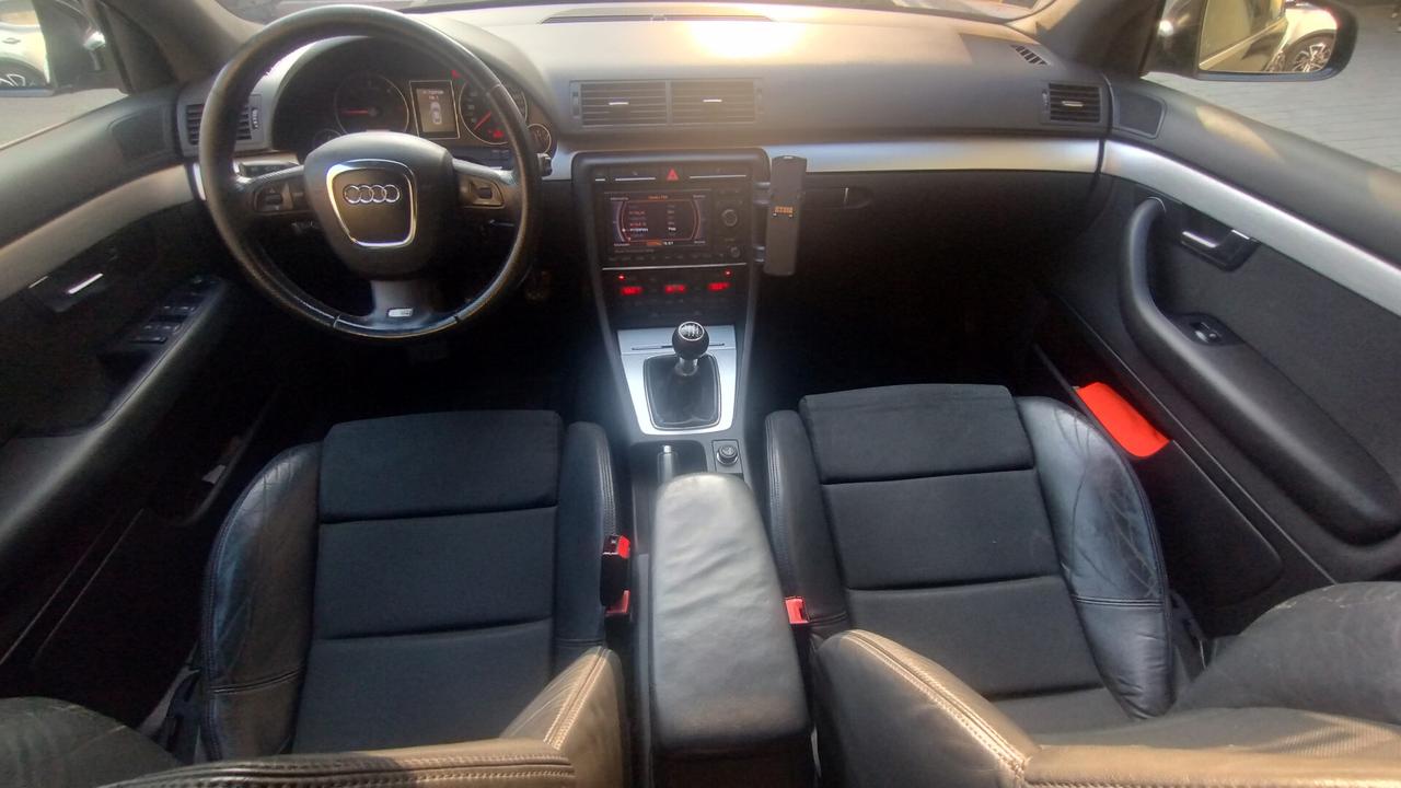 Audi A4 Avant 2.0 TDI 143CV S-Line