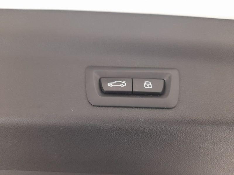 BMW X1 sDrive 18d X-Line DCT