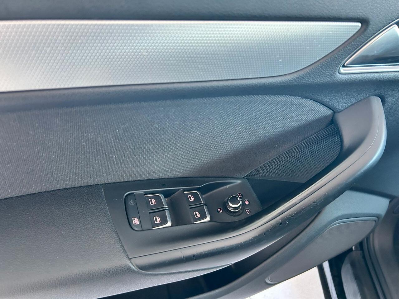Audi Q3 2.0 TDI x neopatentati 2012