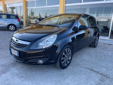 Opel Corsa 1.2 80CV 5 porte GPL-TECH Club