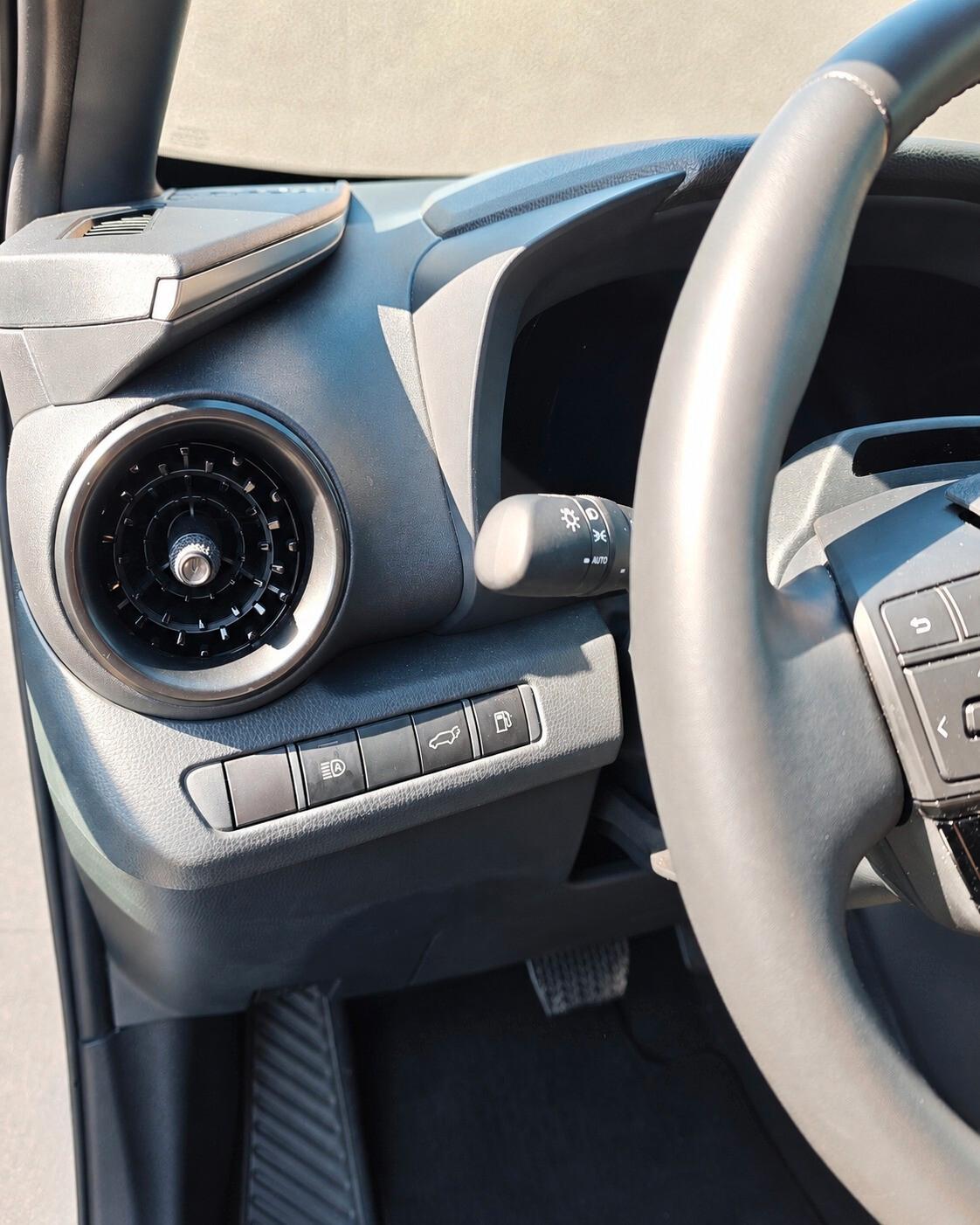 TOYOTA C-HR 1.8 FULL HYBRID 140 CV LOUNGE E-CVT