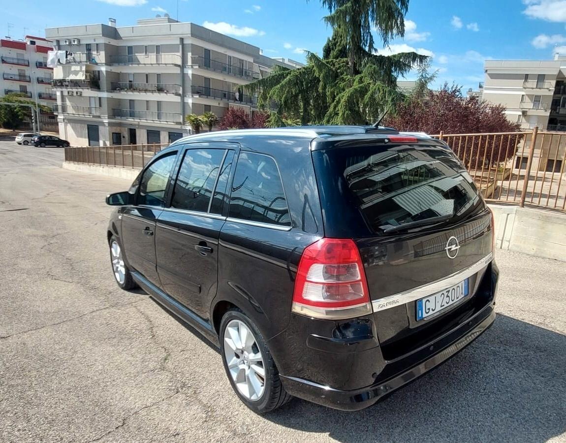 Opel Zafira 1.9 CDTI 150CV 7 posti COSMO 2008