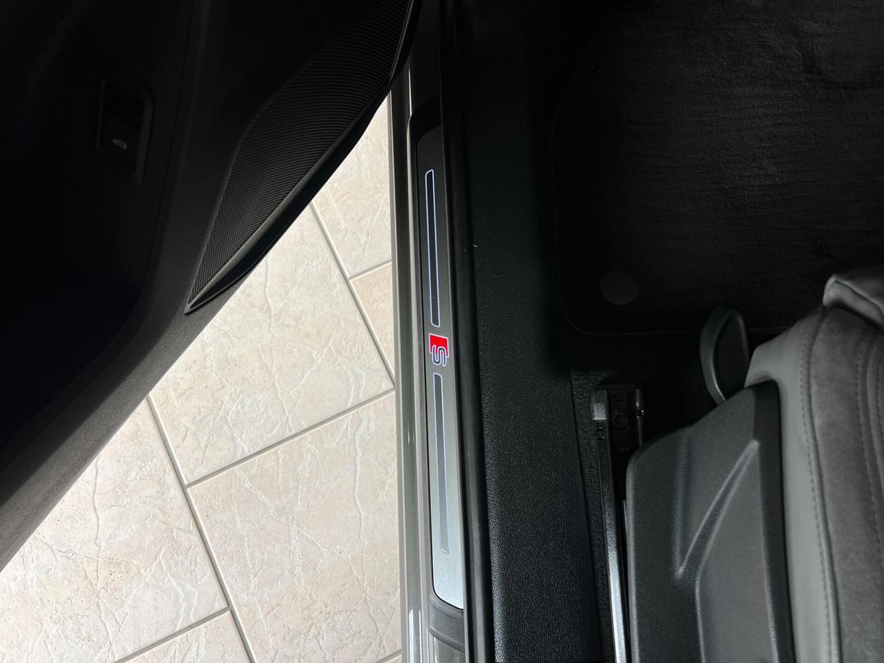 Audi Q3 35 TDI S line PELLE LUCI AMBIENT