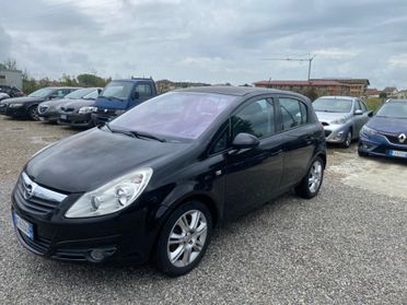 Opel Corsa 1.2 5 porte Club