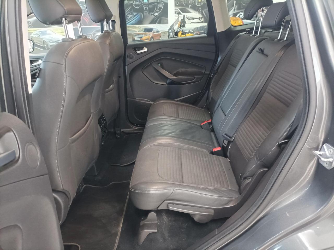 Ford Kuga 2.0 TDCI 150 CV S&S 4WD Powershift Business 10/2018