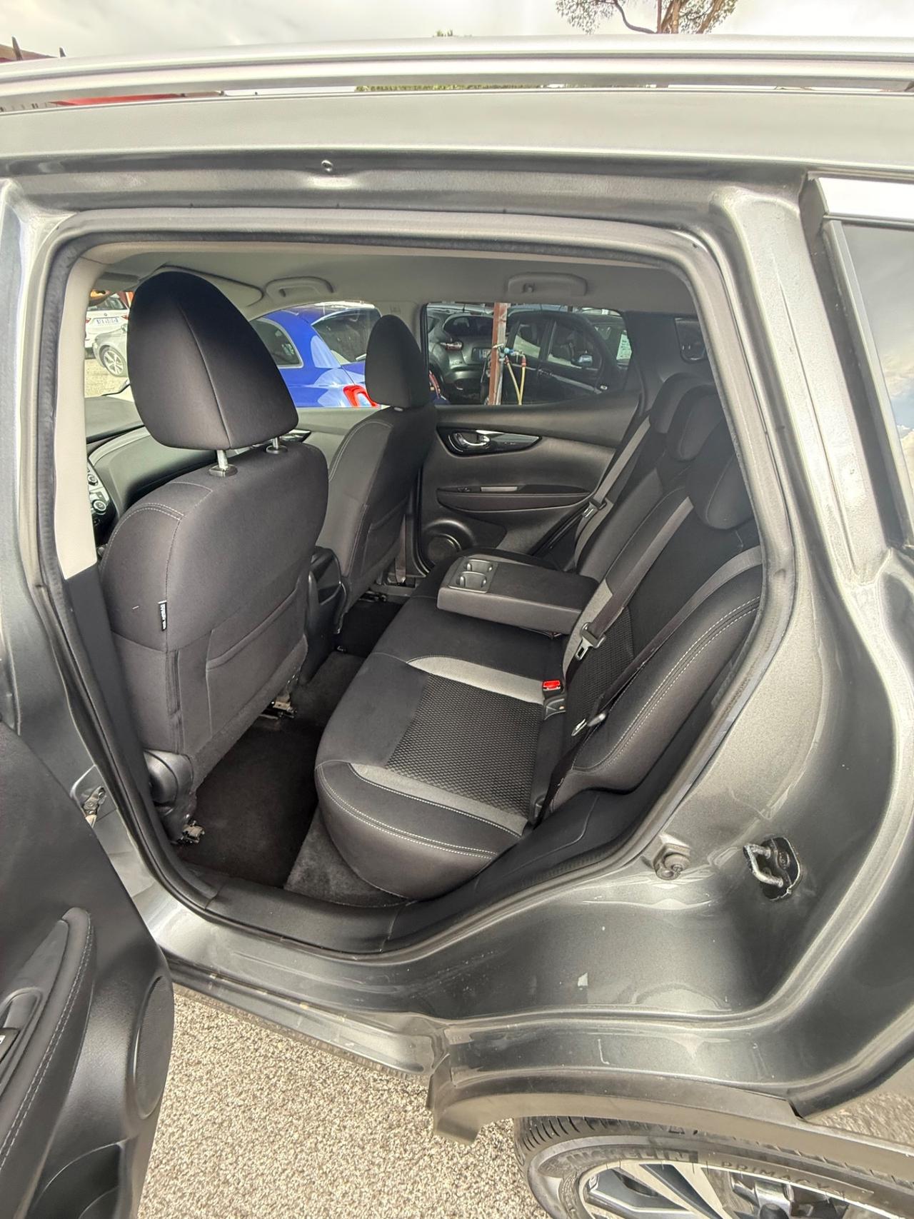 Qashqai 1.3 DIG-T 140 CV N-Connecta-unipro-rate-E6-