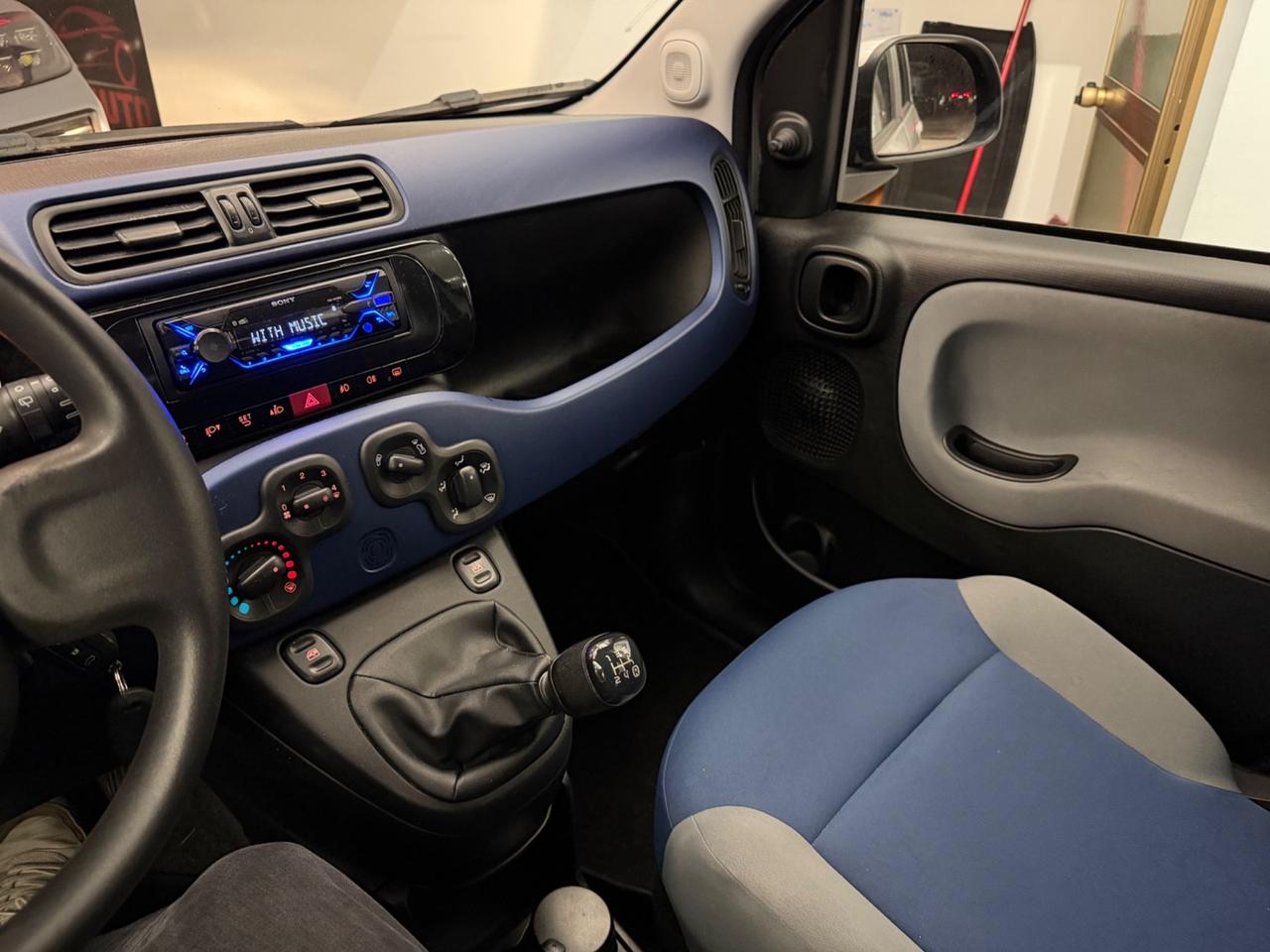 Fiat Panda 1.2 Lounge ok neopatentati