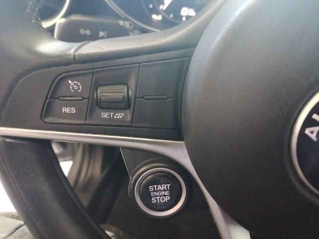ALFA ROMEO Giulia 2.2 Turbodiesel 150 CV AT8 Business