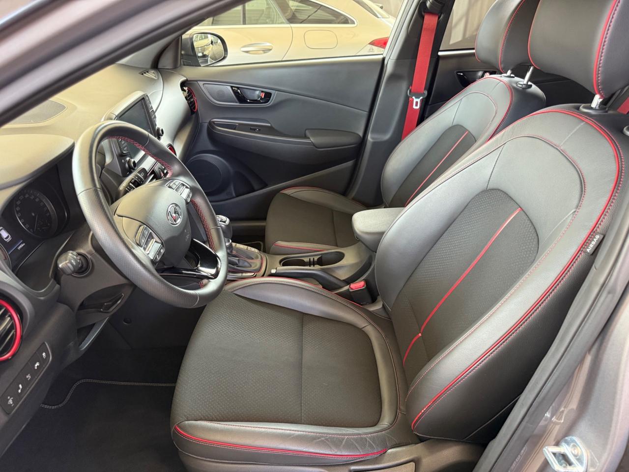 Hyundai Kona 1.0 T-GDI Xpossible