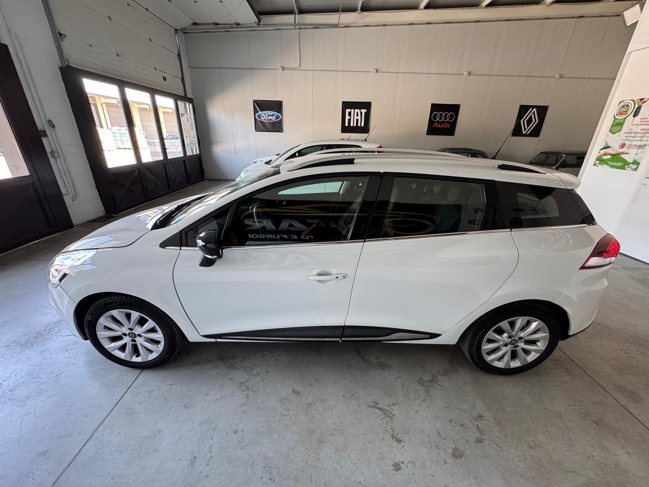 Renault Clio Sporter dCi 8V 75 CV Moschino Intens