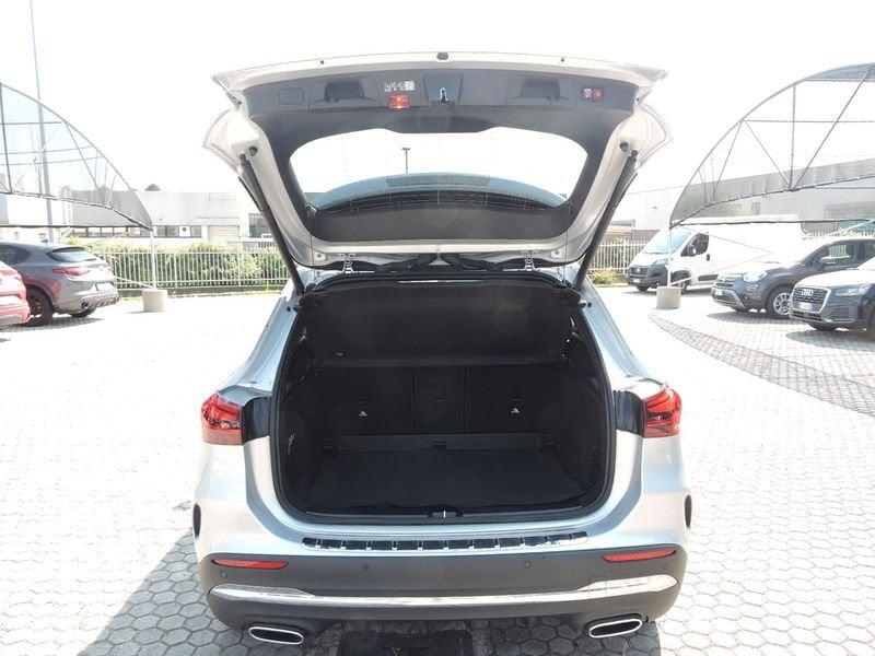 Mercedes-Benz GLA GLA 180 Automatic AMG Line Advanced Plus