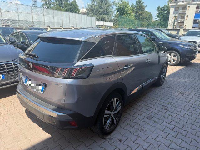 PEUGEOT 3008 Hybrid 225 e-EAT8 Allure