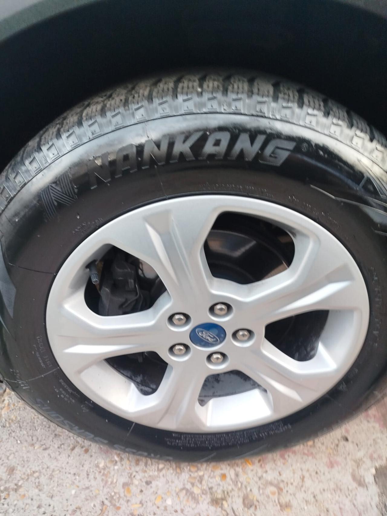 FORD KUGA 1.5-120cv- N1 AUTOCARRO - PREZZO IVA INCLUSA