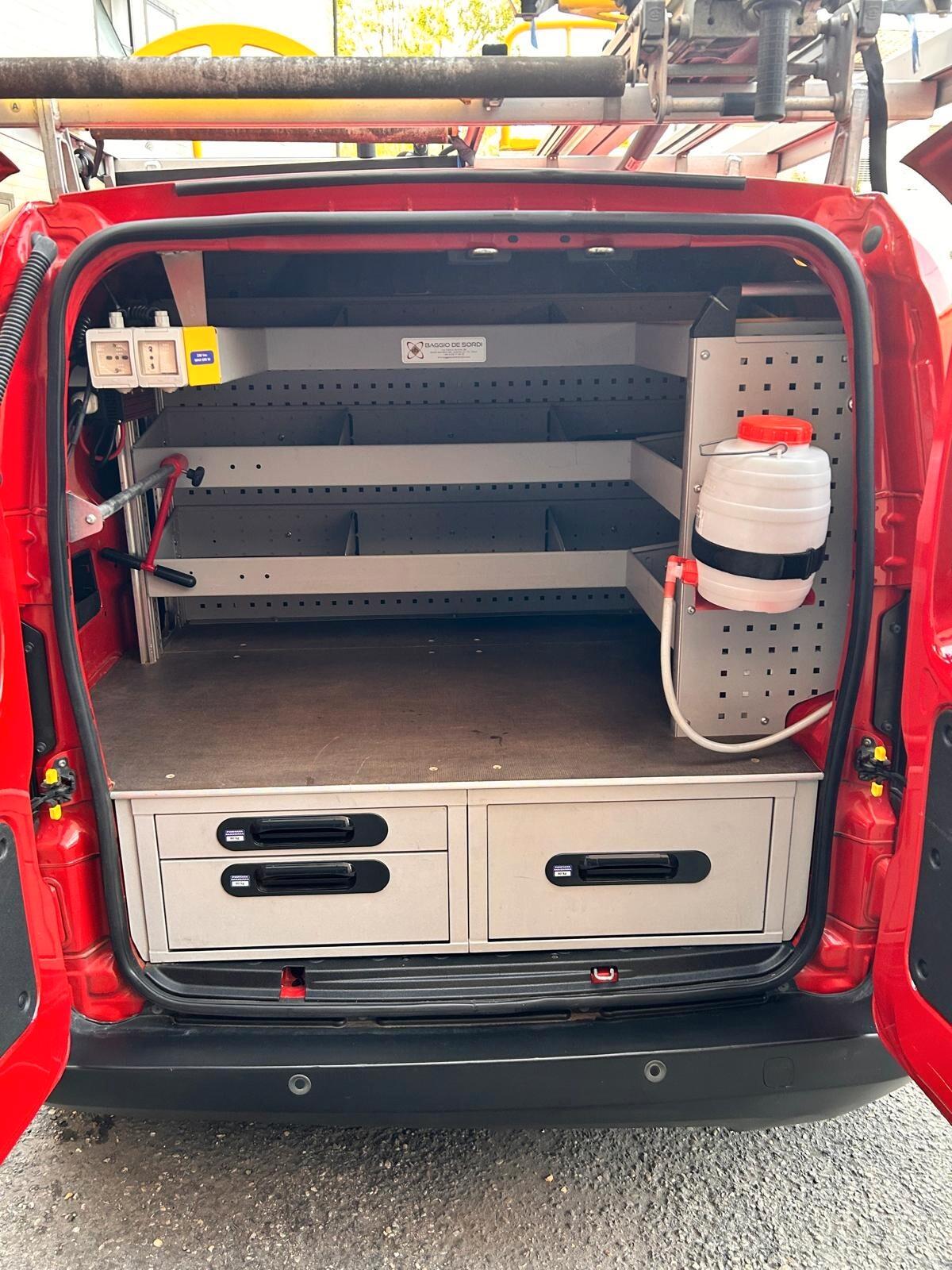Fiat Fiorino 1.3 MJT 95CV Cargo Adventure