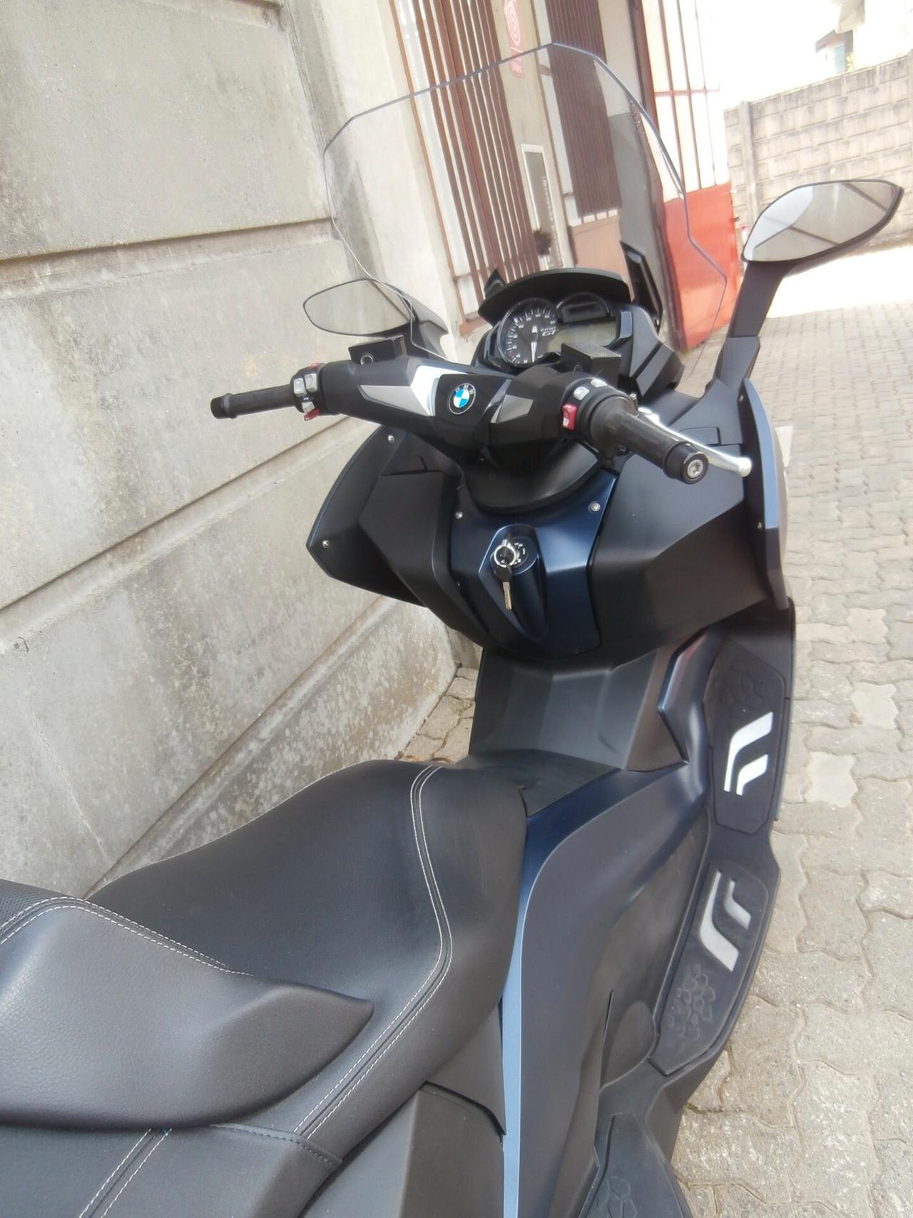Bmw C 650 GT (2016 - 20) passaggio incluso.