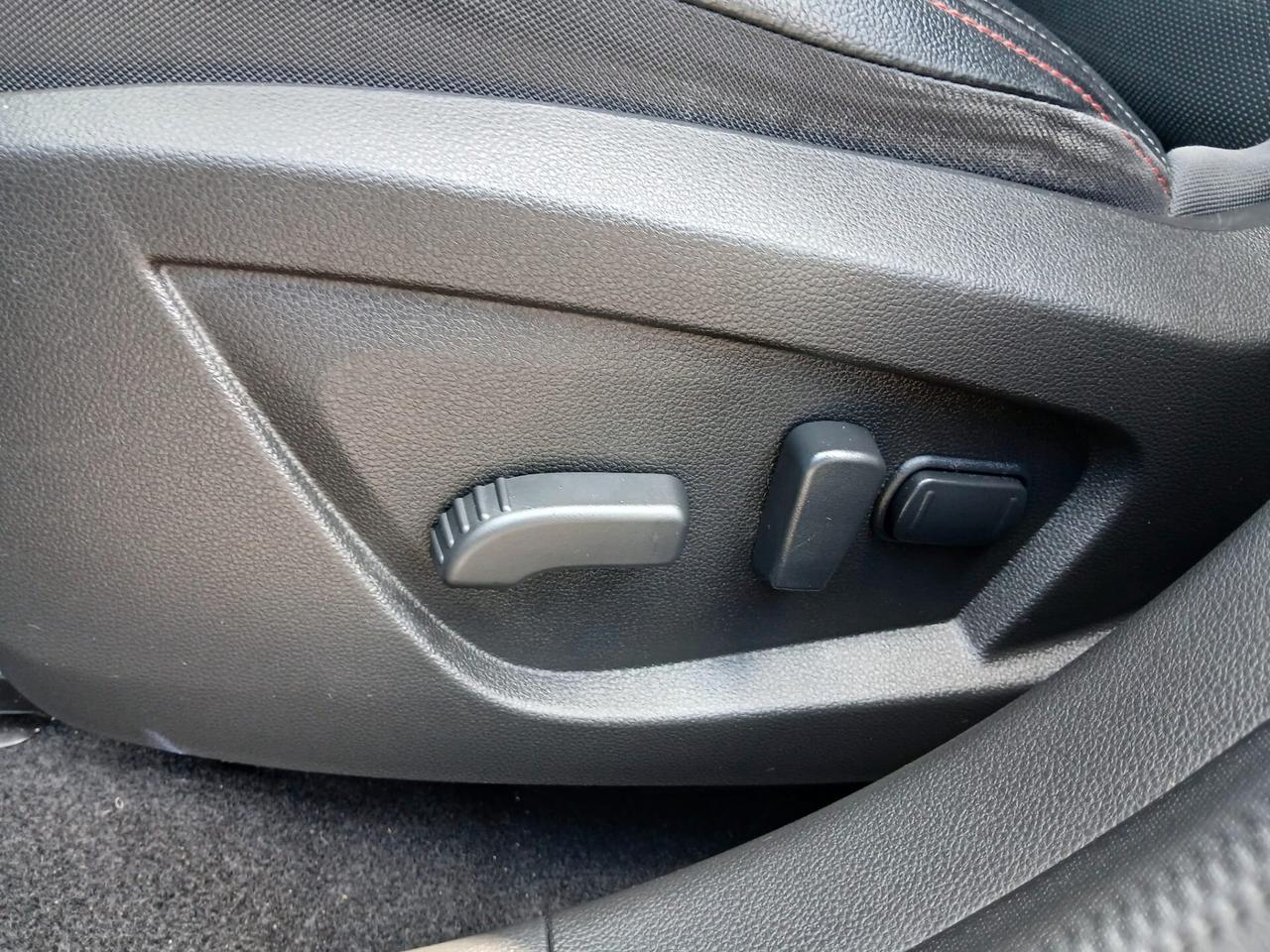 Renault Arkana Hybrid E-Tech 145 CV R.S. Line