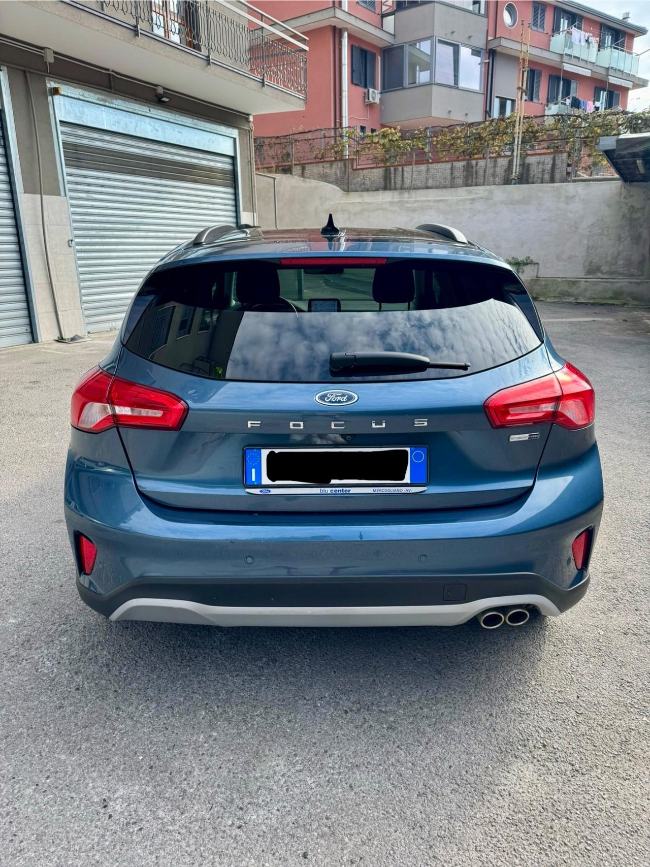 Ford Focus 1.0 Hybrid 125 CV Active acc permute