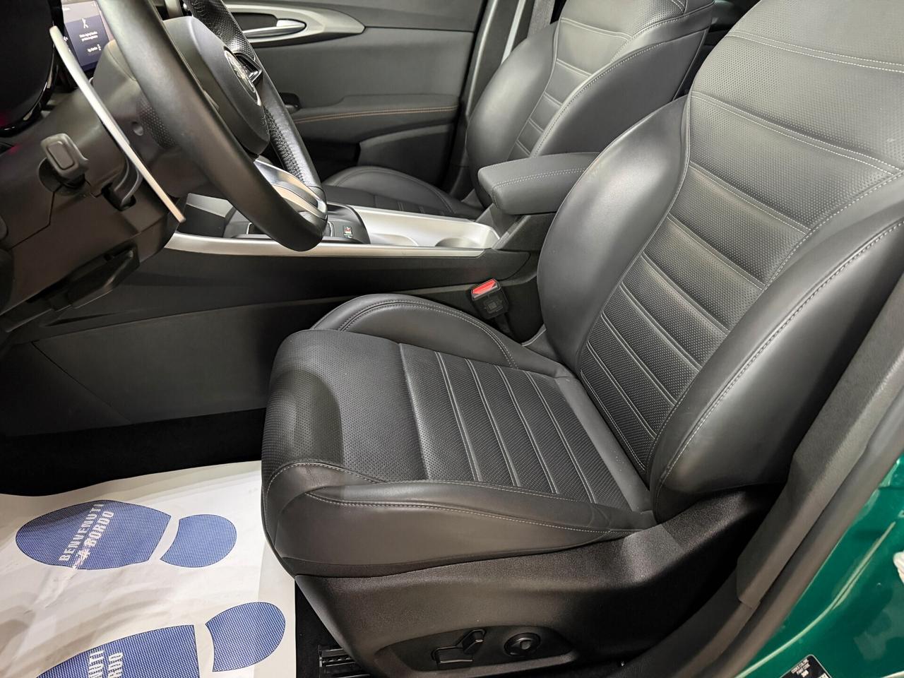 Alfa Romeo Tonale 1.6 diesel 130 CV TCT6 Veloce Verde Montreal