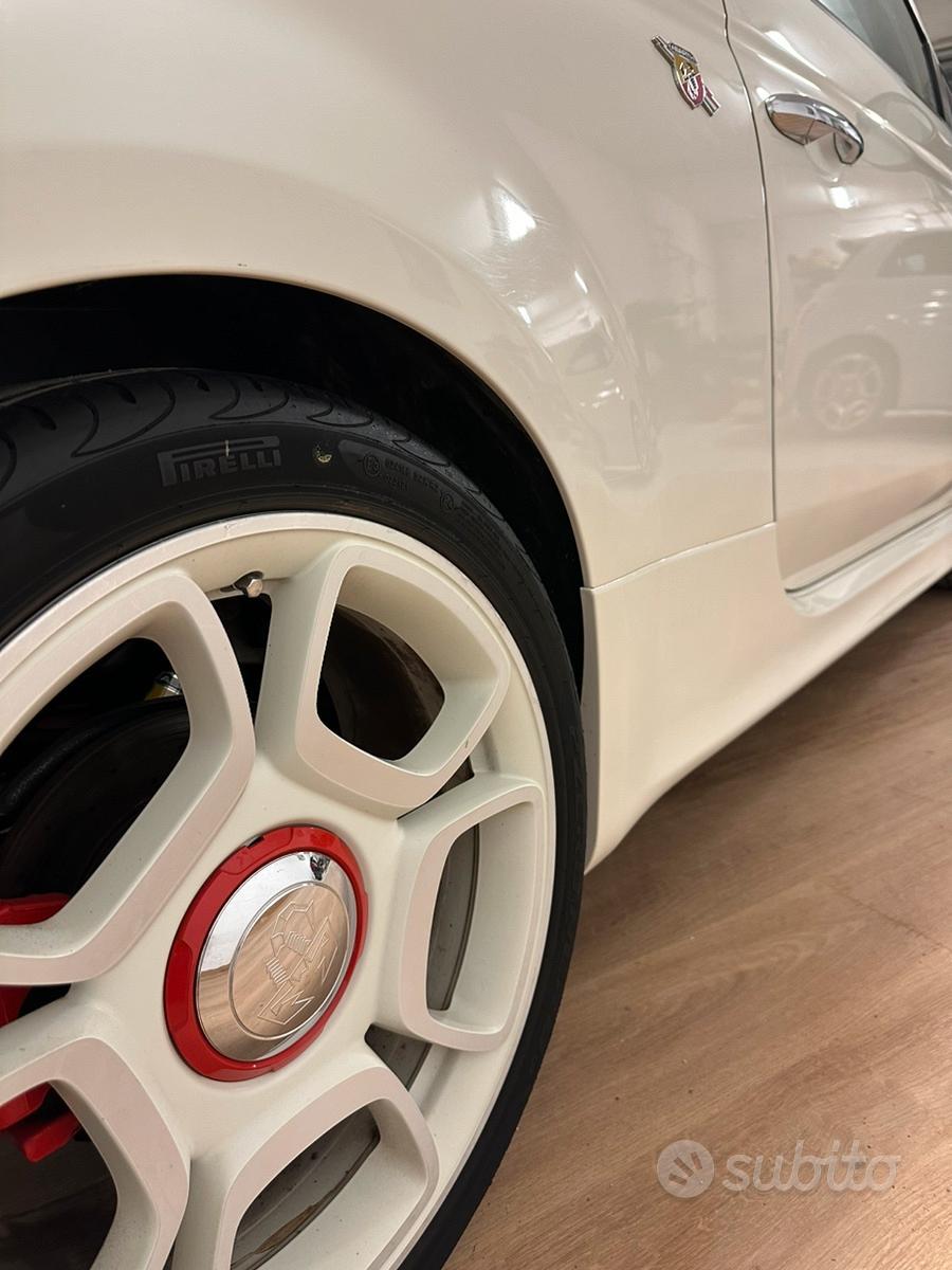 ABARTH 500c ESSEESSE