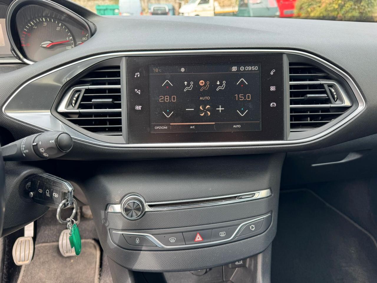 Peugeot 308 BlueHDi 120 S&S SW Business