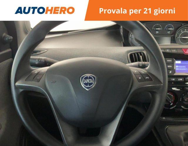 LANCIA Ypsilon 1.0 FireFly 5 porte S&S Hybrid Silver