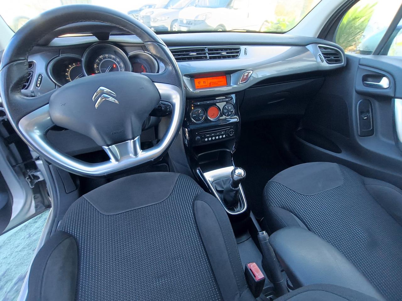 Citroen C3 1.2 VTi 82 Exclusive - 2013