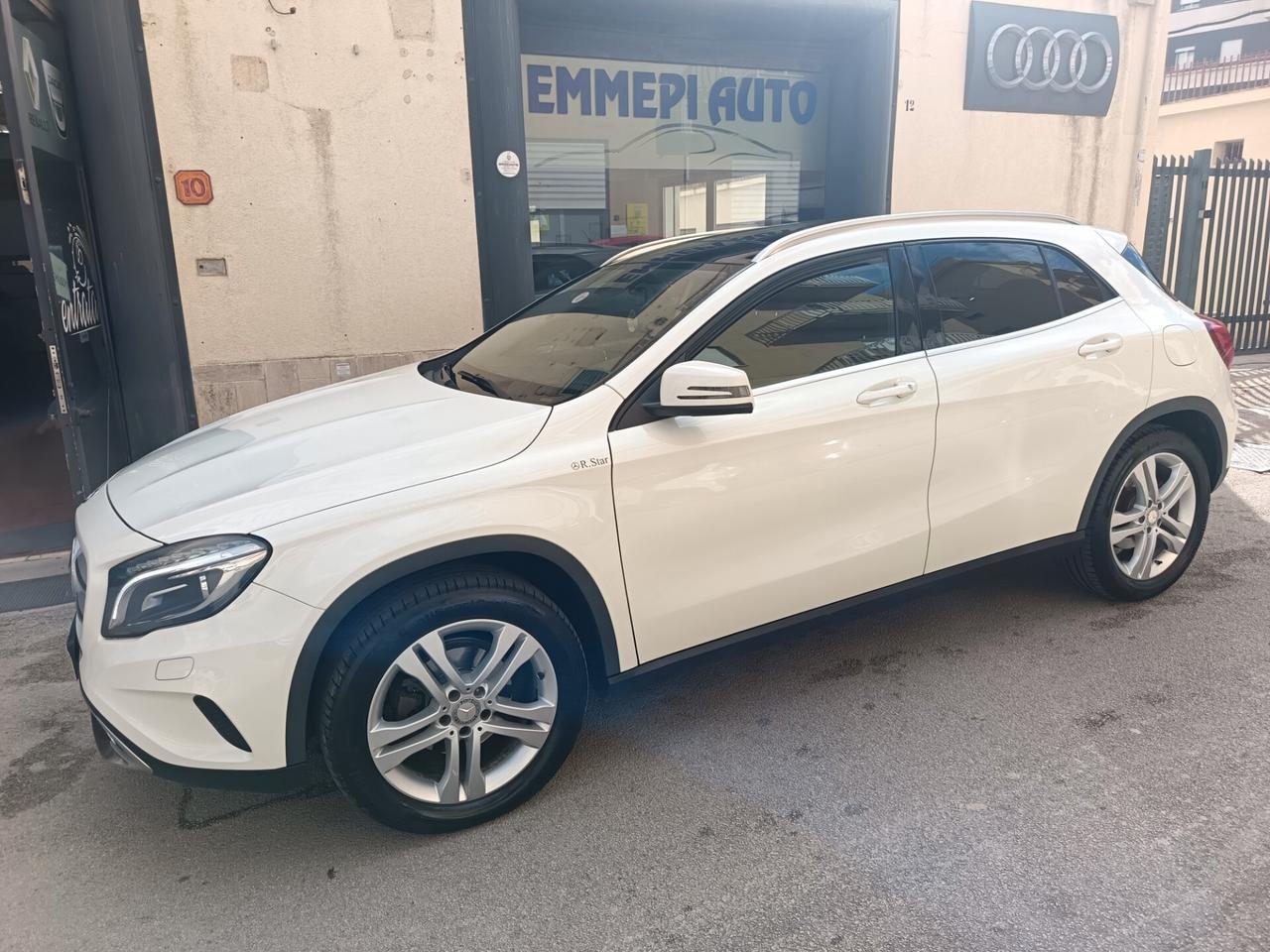 Mercedes GLA 200 D. Auto. Sport-Tetto-Full Opt