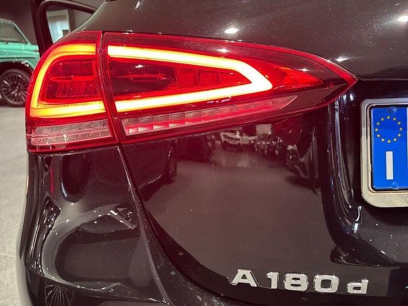 Mercedes-Benz Classe A A 180 d Sport Night edition Plus auto