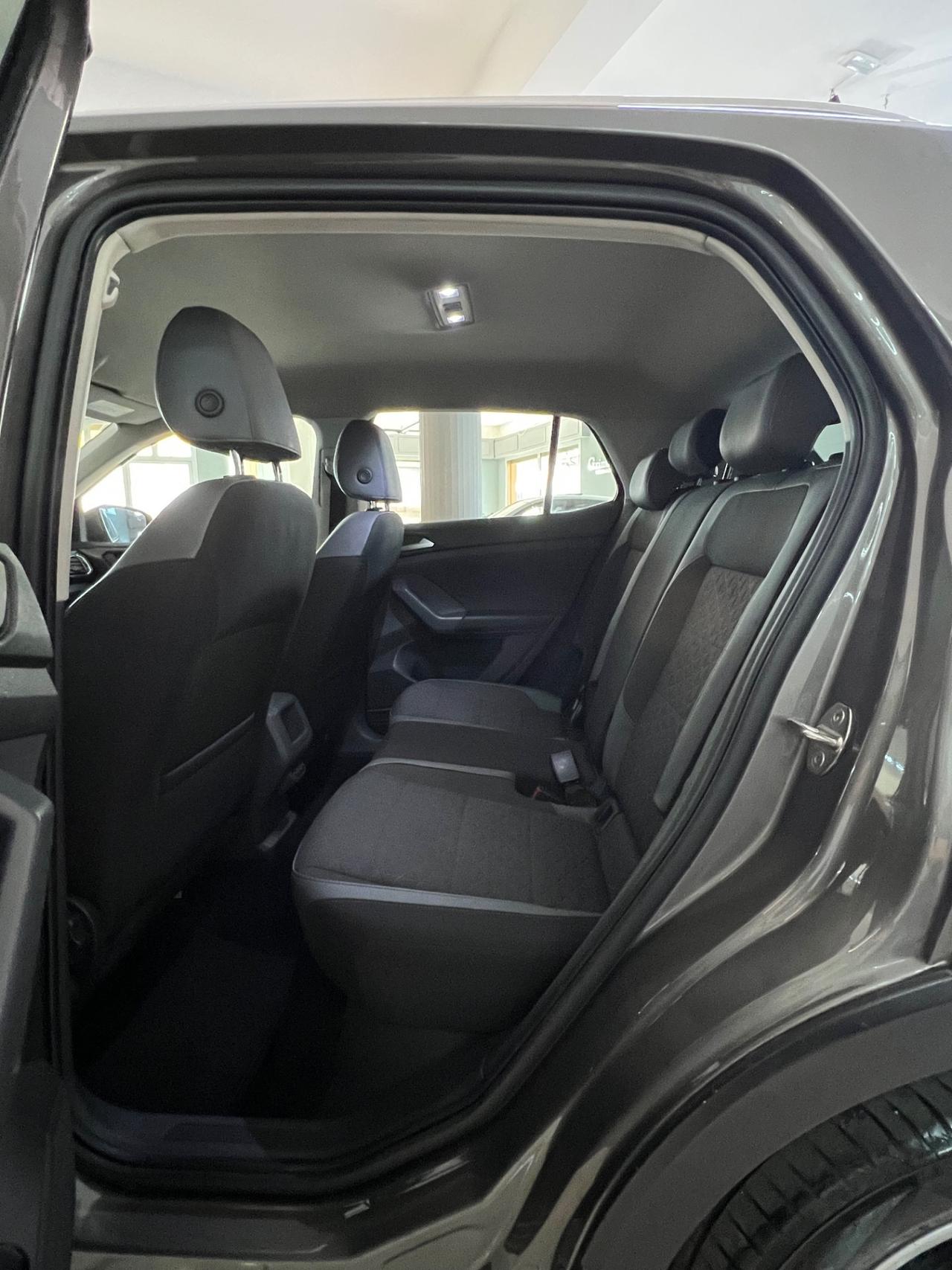 Volkswagen T-Cross 1.6 TDI DSG SCR Advanced BMT