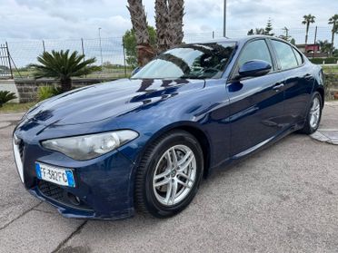 Alfa Romeo Giulia 2.2 Turbodiesel 150 CV AT8