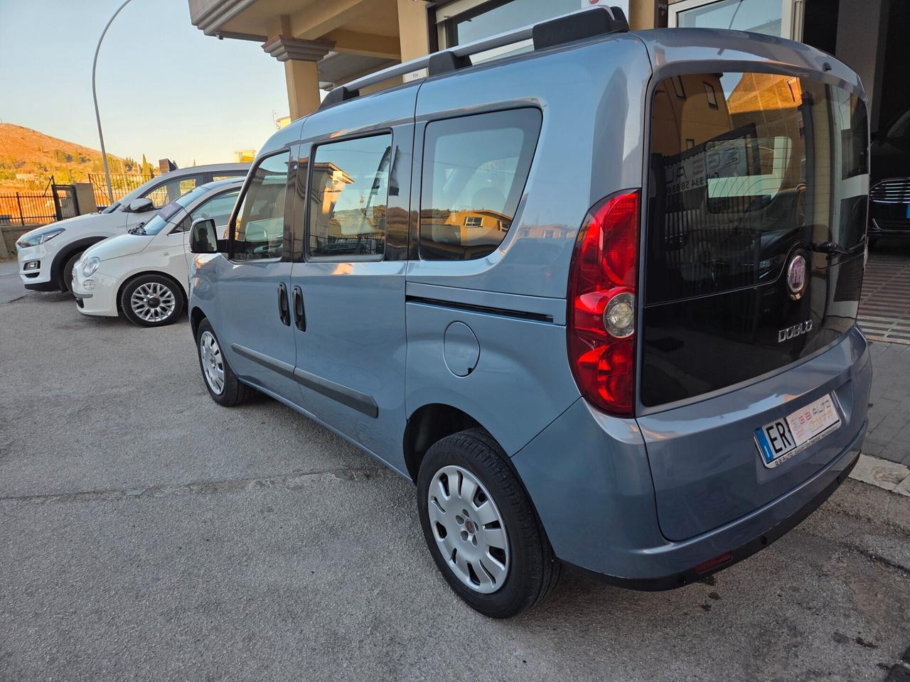 FIAT DOBLO 1.6 DIESEL 5 POSTI ANNO 2013 KM CERTIFICATI