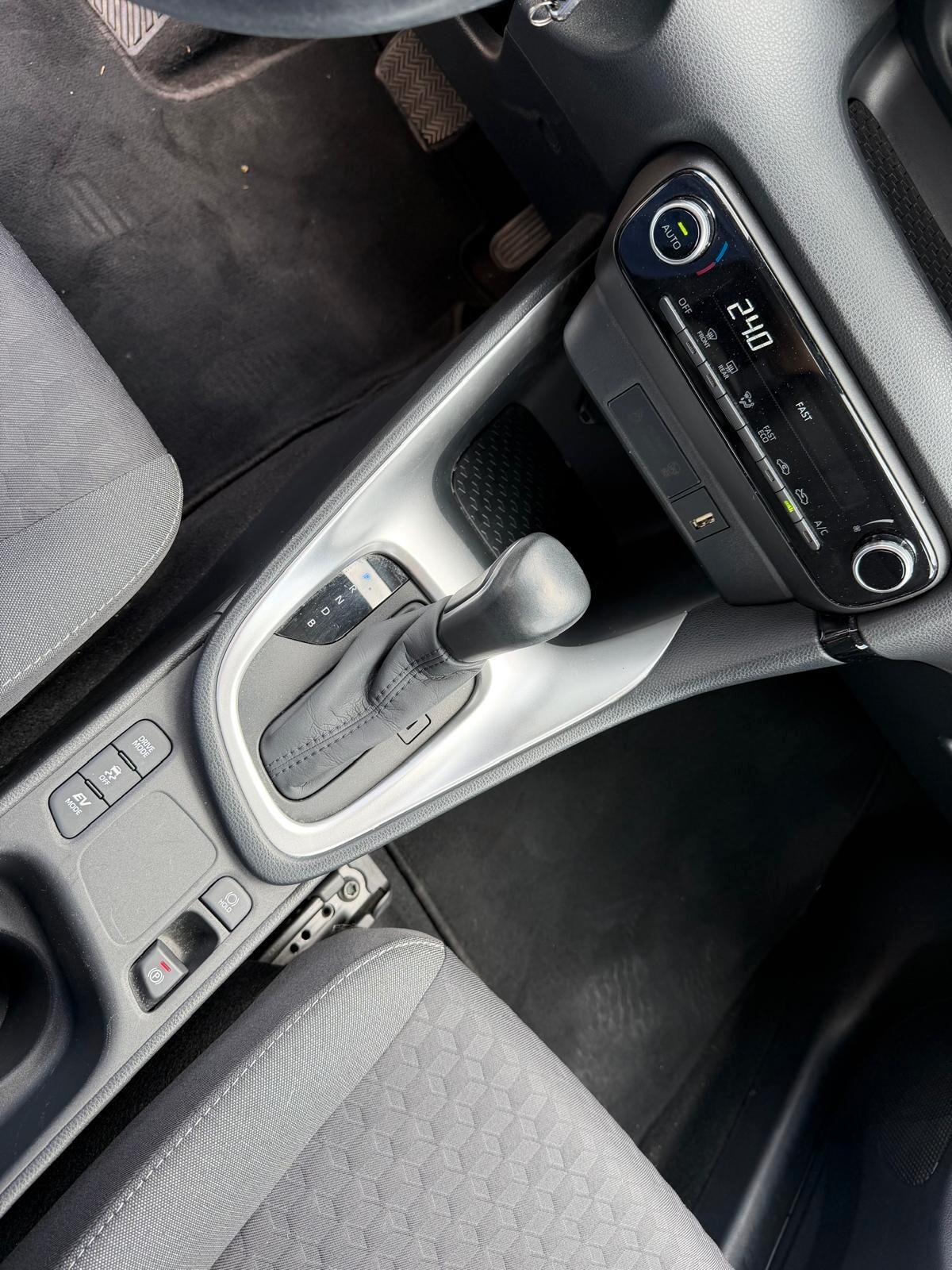 Toyota Yaris Hybrid PREZZO REALE SOLO 50.000 KM