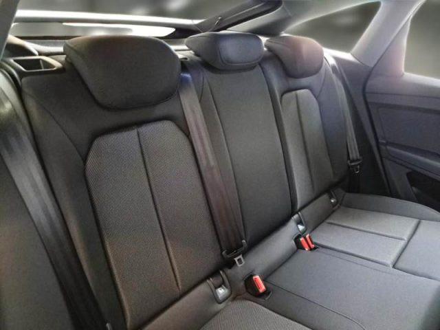 AUDI Q4 e-tron Q4 40 e-tron Business Advanced