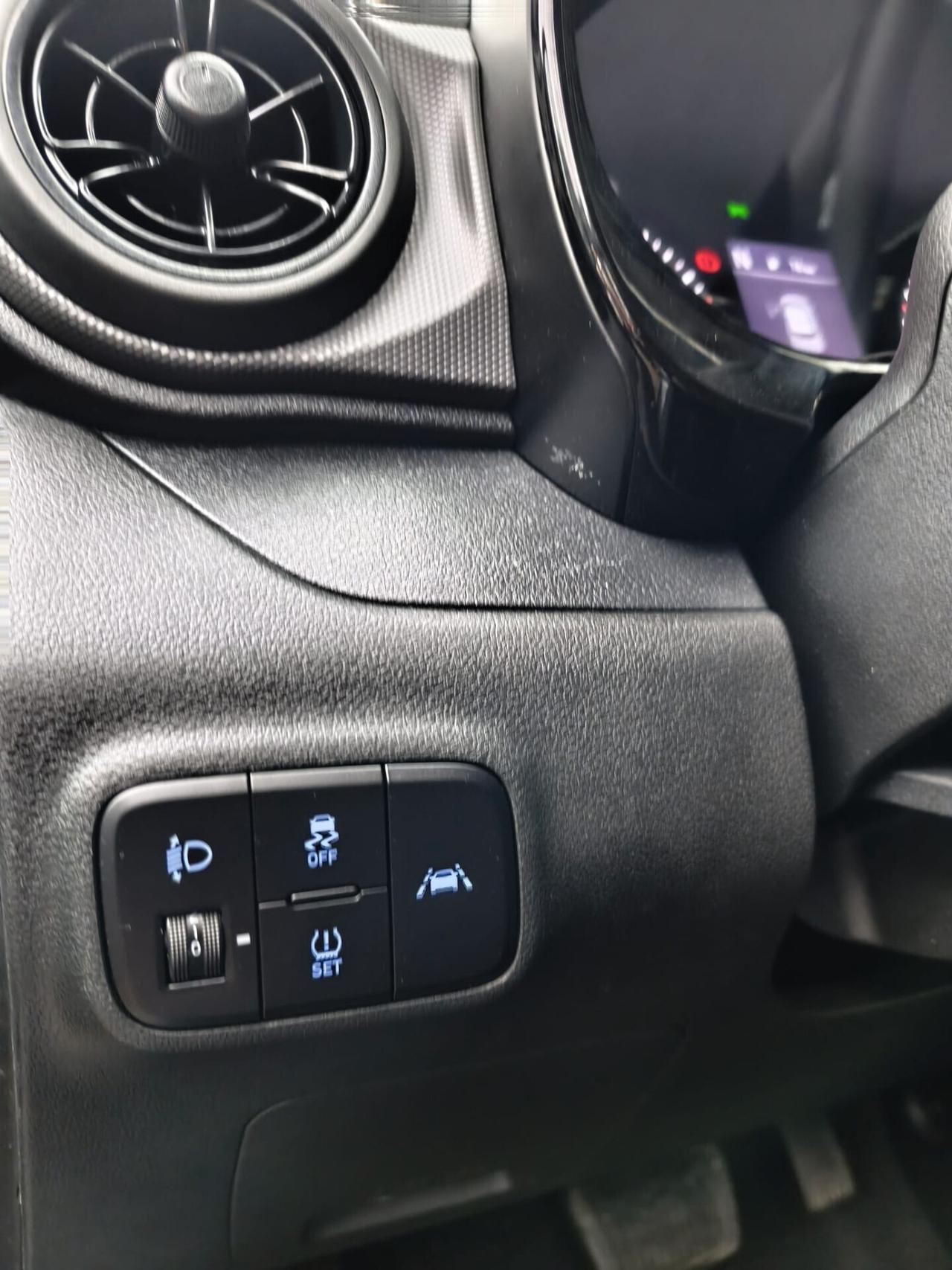 HYUNDAI I10 1.0MPI AT Tech