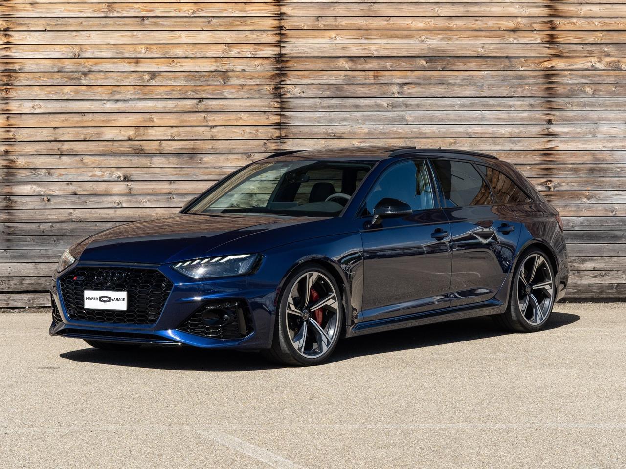 Audi A4 RS 4 Avant