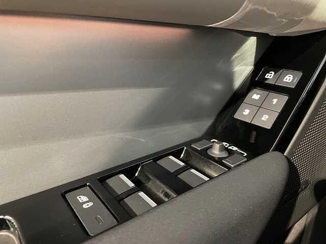 Land Rover Range Rover Velar 204 CV S - IVA ESPOSTA
