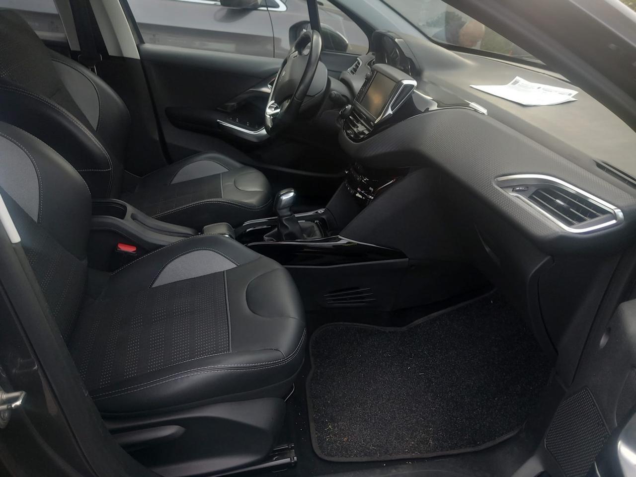 Peugeot 2008 BlueHDi 100 Allure